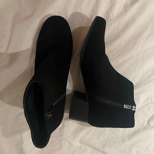 energy coke womens 9 black velvet booties